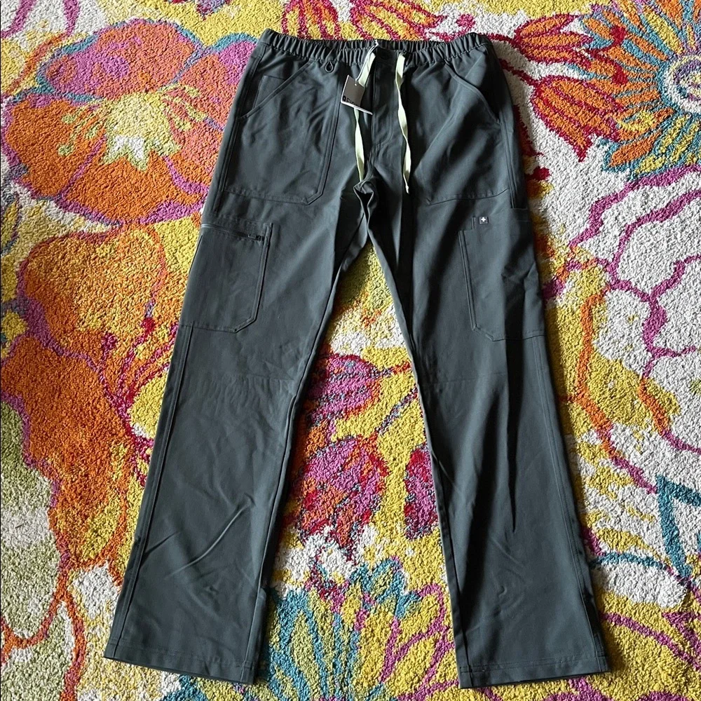 NWT MENS MEDIUM FIGS CAIRO SCRUB PANTS